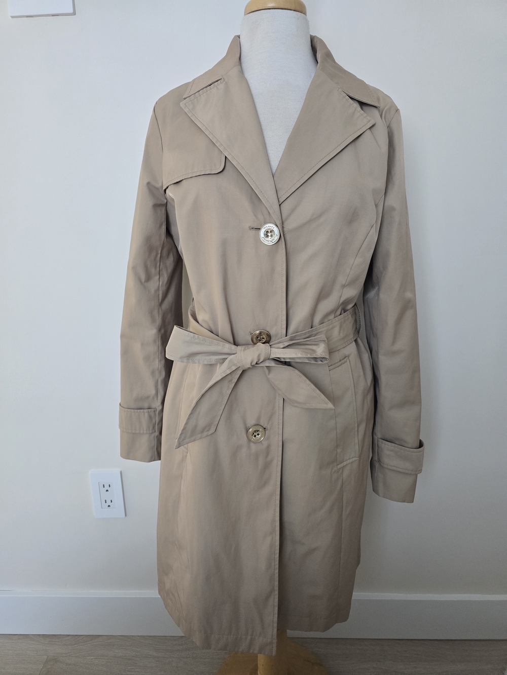 Michael Kors Beige Trench Coat with Waist Tie Size M Classic